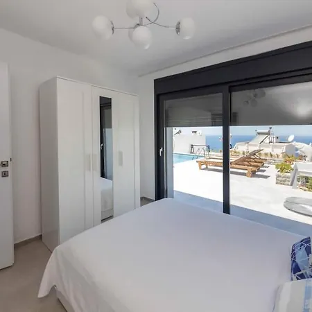 3 Bedroom Yalikavak With Private Pool Bodrum
